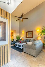 5236 N 16th Ln in Phoenix, AZ - Foto de edificio - Building Photo