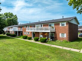 Park Madison Apartments in Burlington, IA - Building Photo