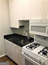 1150 Blue Ridge Ave NE in Atlanta, GA - Building Photo - Building Photo