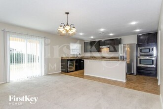 4184 Festival Pointe Blvd in Mulberry, FL - Building Photo - Building Photo