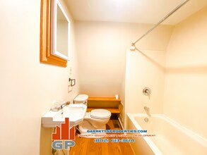 140 W Hill Rd in Worcester, VT - Building Photo - Building Photo