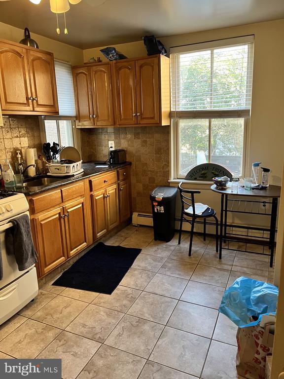 property at 1220 Pine St