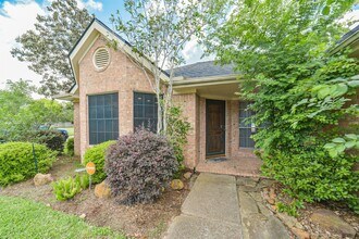 1021 N Sunset Dr in Pearland, TX - Building Photo - Building Photo