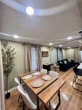 72 Reed St in Worcester, MA - Building Photo - Building Photo