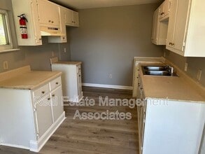 739 E Central Ave in Griffin, GA - Building Photo - Building Photo