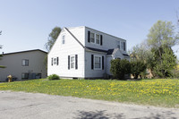 East Pointe Apartments in Grand Rapids, MI - Building Photo - Building Photo