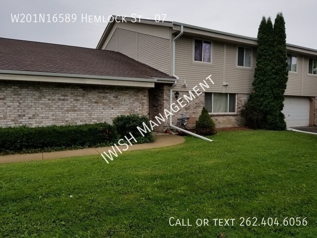 property at W201N16589 Hemlock St