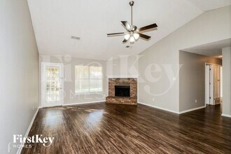 4261 Kings Valley Cove E in Memphis, TN - Foto de edificio - Building Photo