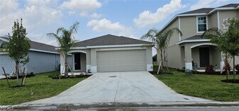 20190 Caroline Crk Pl in Lehigh Acres, FL - Building Photo