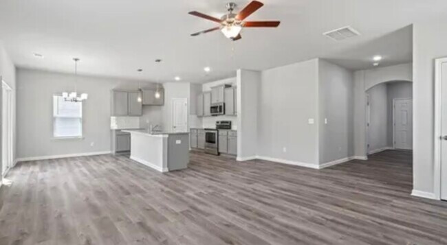 2129 Clapham Ct in Charlotte, NC - Foto de edificio - Building Photo