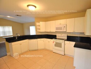 210 NW 107th Ave in Pembroke Pines, FL - Building Photo - Building Photo