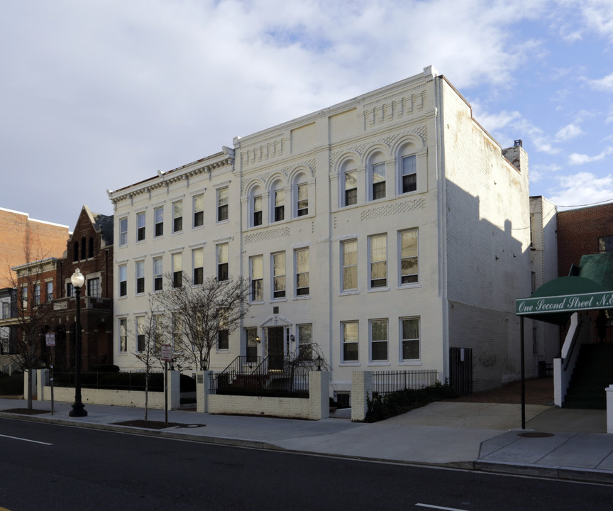 11 2nd St NE in Washington, DC - Building Photo