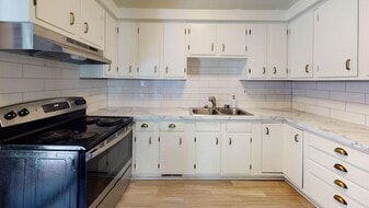 127 Shepard St in Lansing, MI - Building Photo