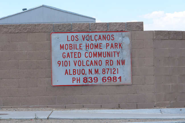 9101 Volcano Rd NW in Albuquerque, NM - Building Photo - Building Photo