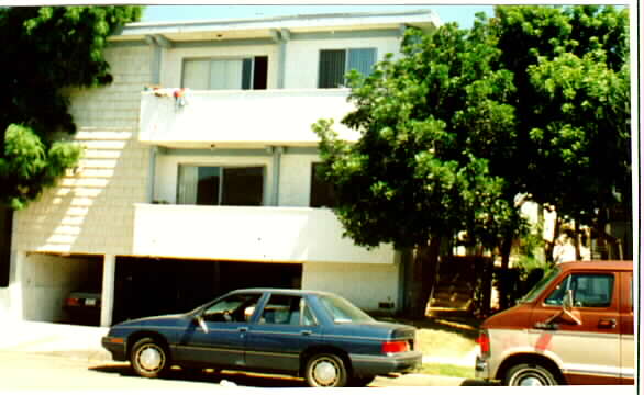 12610 Mitchell Ave in Los Angeles, CA - Building Photo