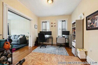 25 Edison Green in Boston, MA - Building Photo - Building Photo