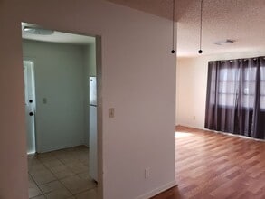 1 Desert Candle Cir in Lehigh Acres, FL - Building Photo - Building Photo