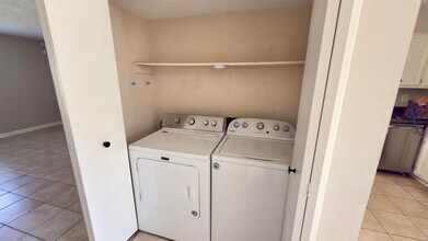 3799 Carnes Ave, Unit 15 in Memphis, TN - Building Photo - Building Photo