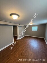 9232 S Anthony Ave in Chicago, IL - Building Photo - Building Photo