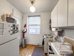 2023 N Humboldt Blvd, Unit J04P in Chicago, IL - Foto de edificio - Building Photo