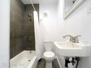 518 7th St-Unit -Unit 06 in Oakland, CA - Foto de edificio - Building Photo