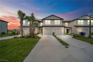 4243 Caterina Ct in North Fort Myers, FL - Building Photo
