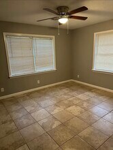 611 N Shady Ln in La Porte, TX - Building Photo - Building Photo