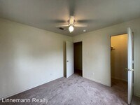 704 N 19th St photo'
