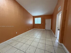 2811 SE 17th Ave in Homestead, FL - Building Photo - Building Photo