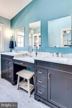 901 Harrison Cir in Alexandria, VA - Building Photo - Building Photo