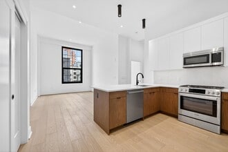 38 Jackson St in Hoboken, NJ - Building Photo - Building Photo