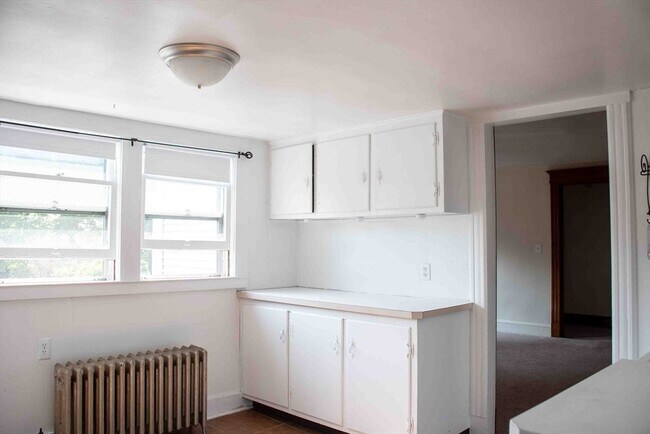 39 Sugarloaf St in Deerfield, MA - Building Photo - Building Photo