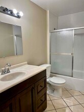 30445 W 14 Mile Rd in Farmington Hills, MI - Building Photo - Building Photo