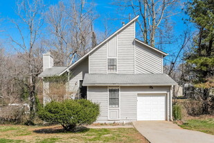 4707 Greenway Rd NW in Norcross, GA - Building Photo