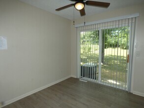 5228 N Richmond Ave in Kansas City, MO - Building Photo - Building Photo