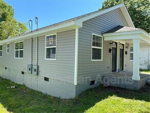 728 E Pine St in Lincolnton, NC - Building Photo - Building Photo