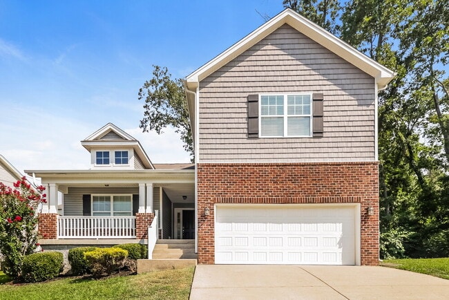 property at 1905 Brookshine Prt