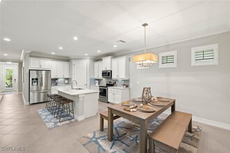 14671 Topsail Dr in Naples, FL - Building Photo - Building Photo