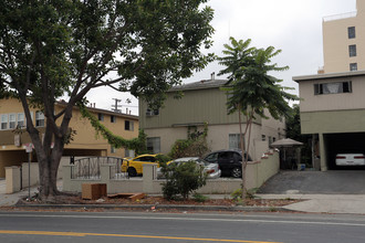 Oxford Apartments in Los Angeles, CA - Building Photo - Building Photo