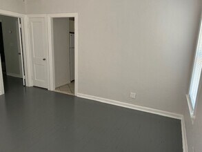 3945 Haines Rd N-Unit -3945 HAINES ROAD NORTH in St. Petersburg, FL - Building Photo - Building Photo