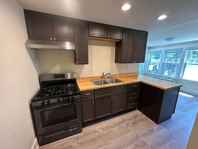 property at 416 Daly St