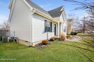 4103 Willowview Blvd in Louisville, KY - Building Photo - Building Photo