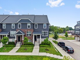 202 N Sydney Ct in Plymouth, MI - Building Photo