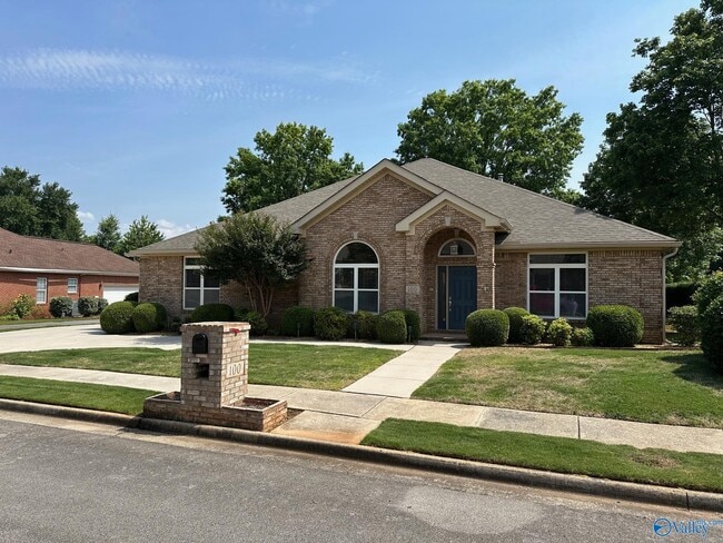 property at 100 Gray Run Dr