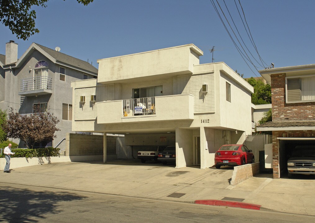 1412 N Vista St in Los Angeles, CA - Building Photo