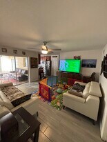 1426 Farmington Ave in Deltona, FL - Building Photo