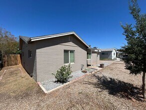 2812 N 35th St in Phoenix, AZ - Building Photo - Building Photo
