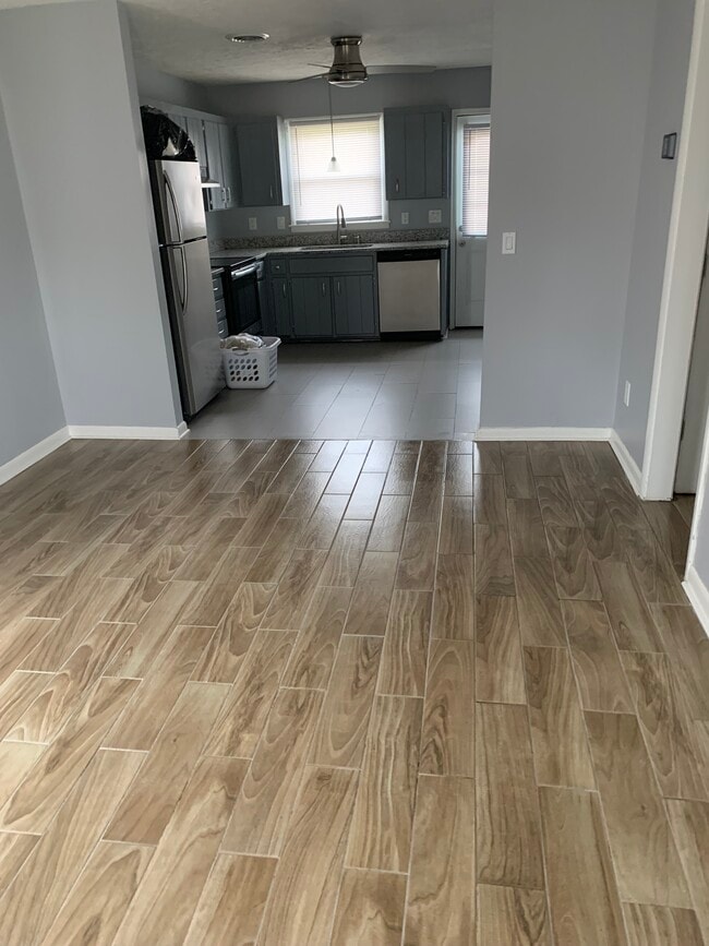 property at 712 Crockett St