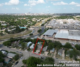 1522 S Elmendorf St in San Antonio, TX - Building Photo - Building Photo