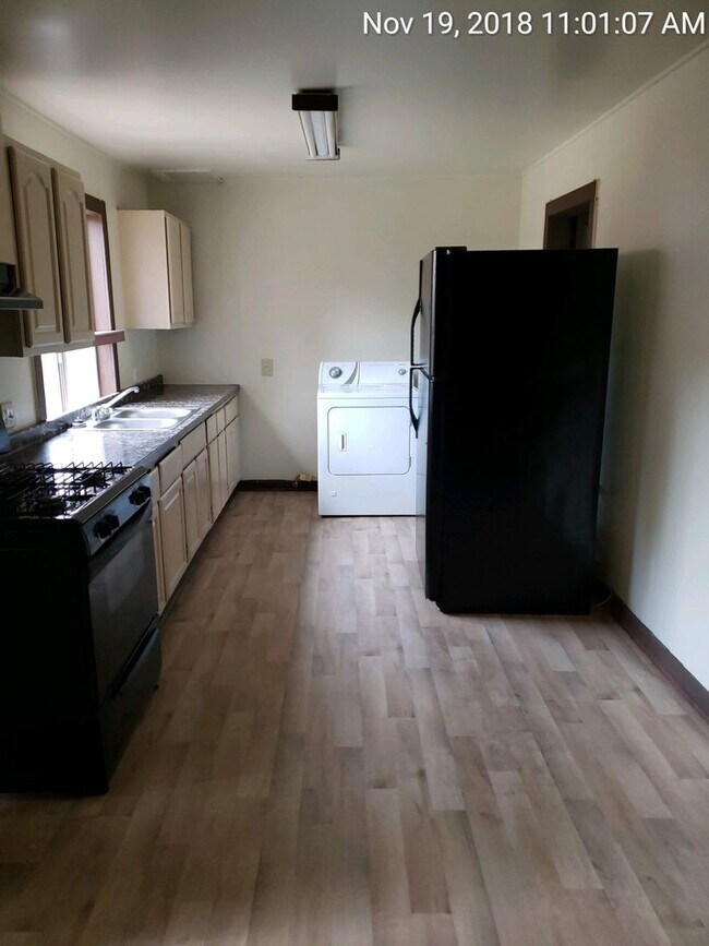 205 Oak St in Frazier Park, CA - Building Photo - Building Photo